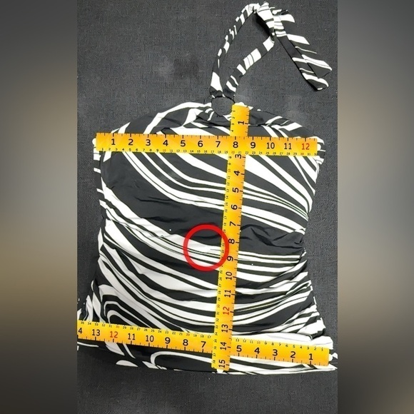 BLEU BY ROD BEATTIE New Wave Tankini Swim Top Bikini Lined Wireless Padded  4 - Picture 3 of 14